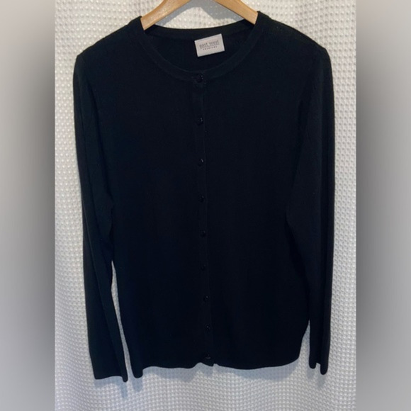 Woman East West Fashions long sleeved buttoned soft black cardigan size Large - Picture 2 of 11